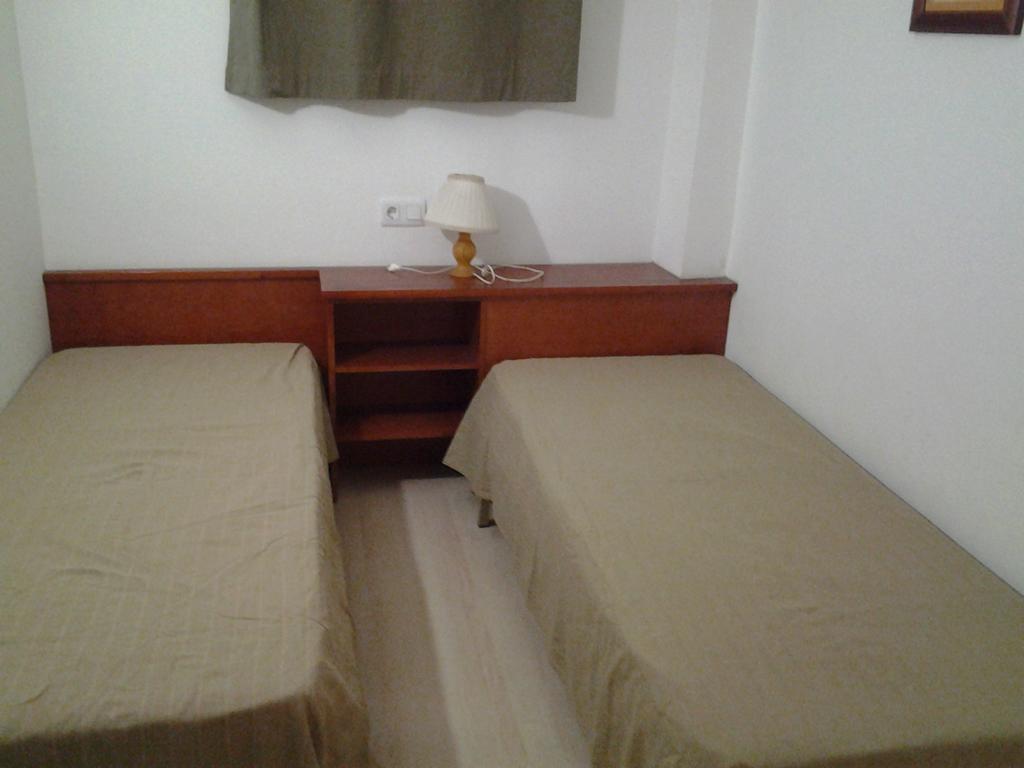 Rvhotels Port Canigo Roses Room photo